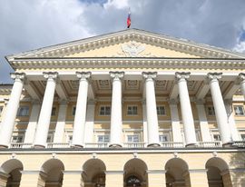 Бюджет Петербурга может недосчитаться около полутриллиона рублей в ближайшие три года